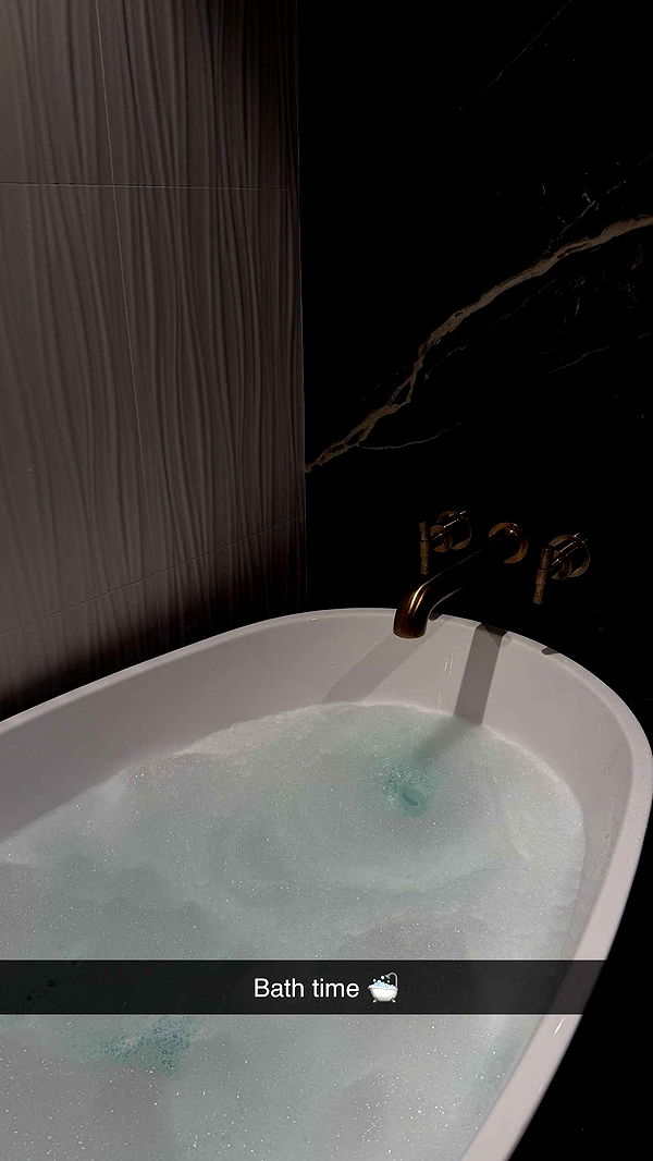 emilyelizabbeth image ~ Altpins