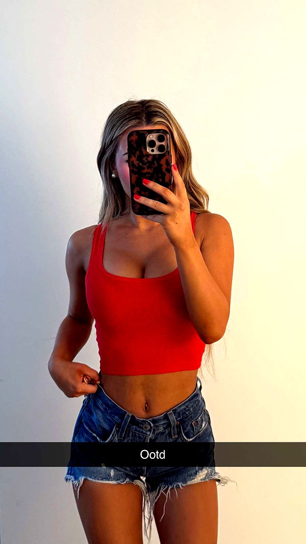 emilyelizabbeth image ~ Altpins