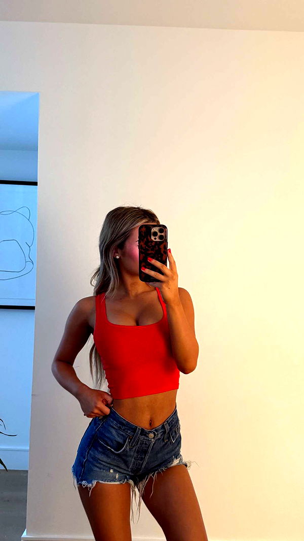 emilyelizabbeth image ~ Altpins