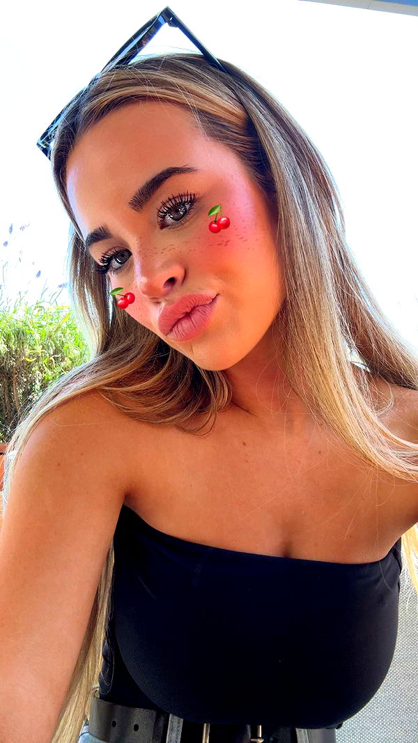 emilyelizabbeth image ~ Altpins