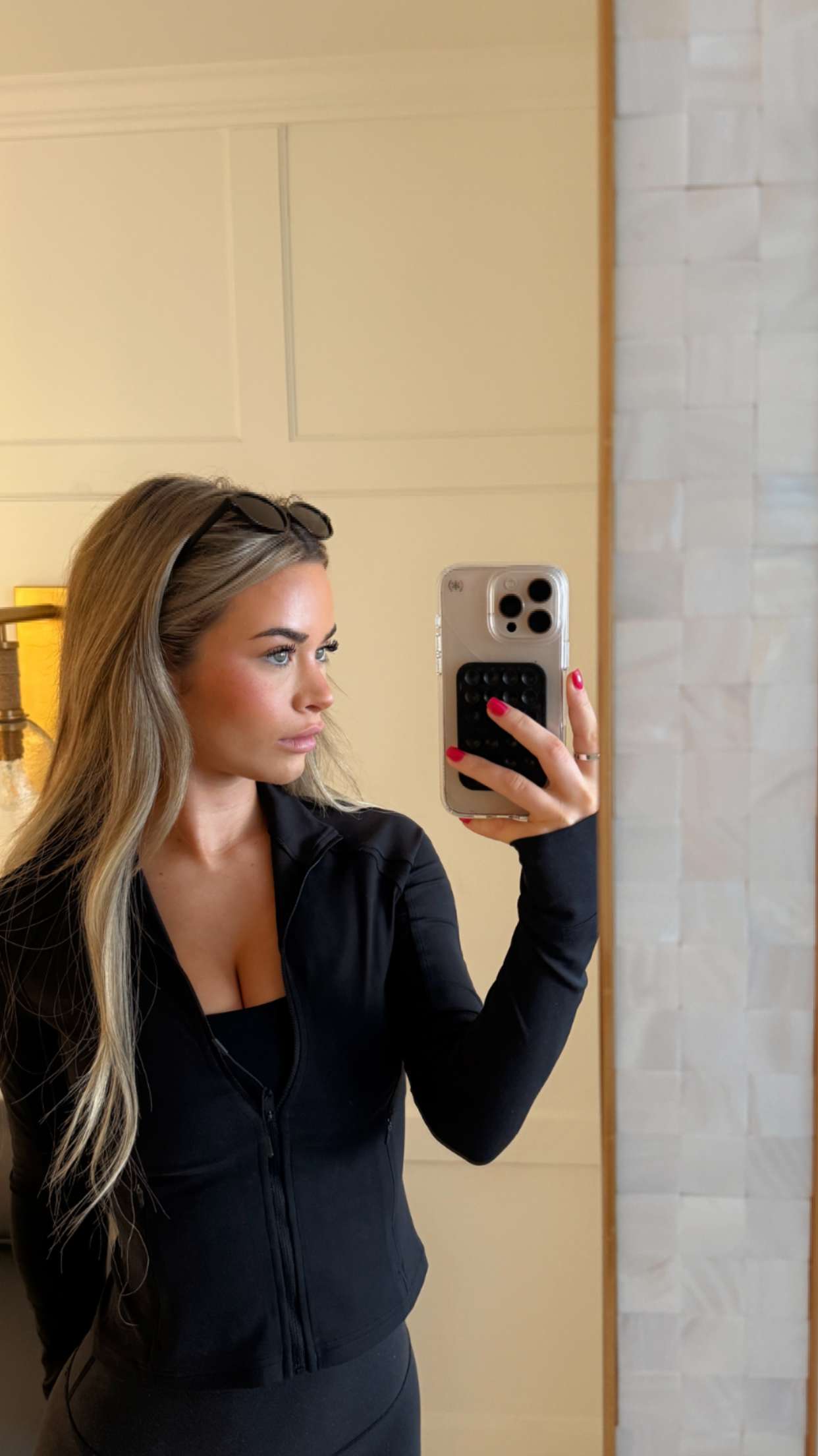 emilyelizabbeth snapchat image archive image