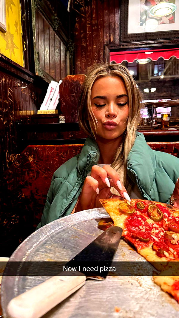 emilyelizabbeth image ~ Altpins