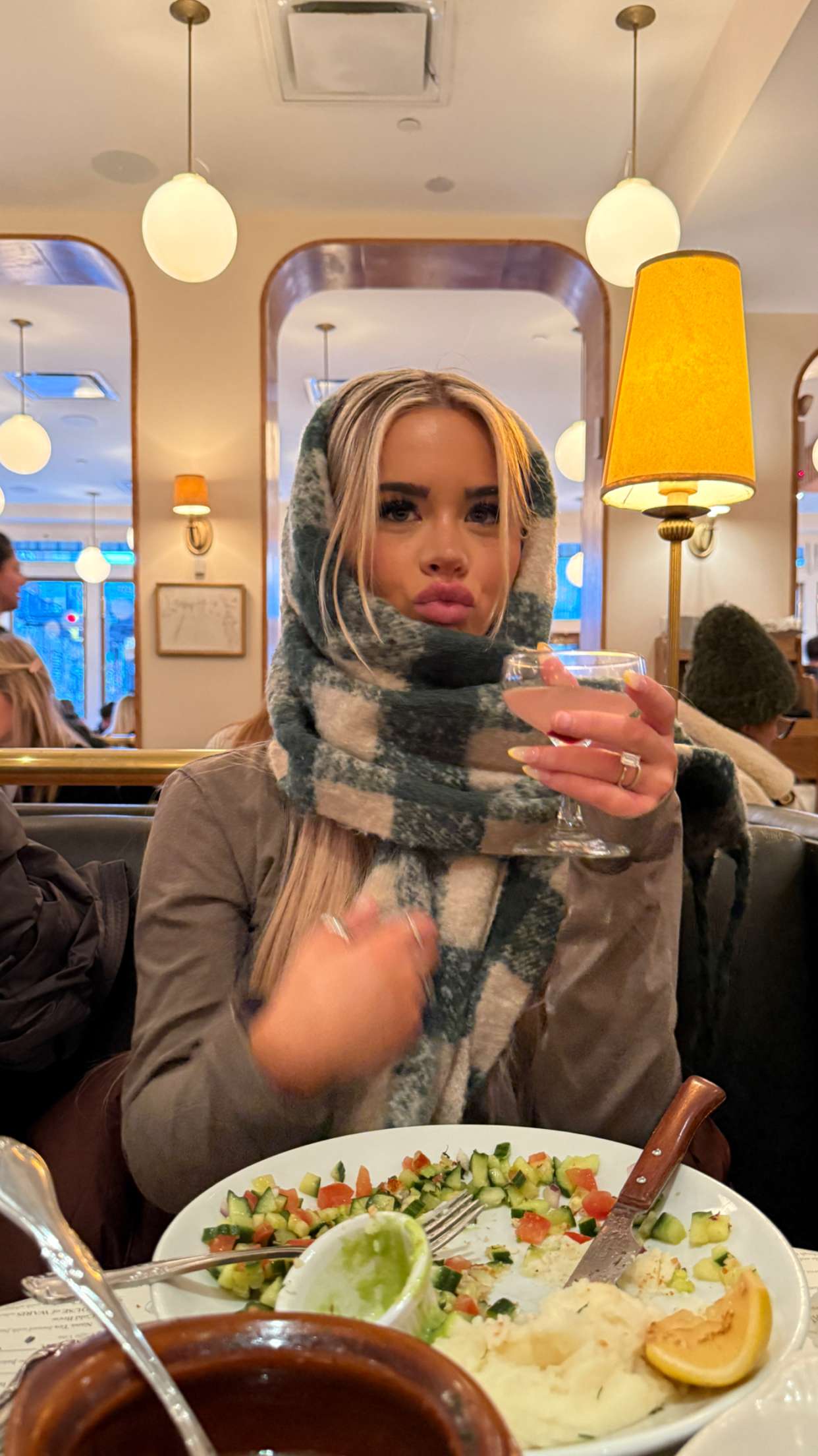 emilyelizabbeth snapchat image archive image