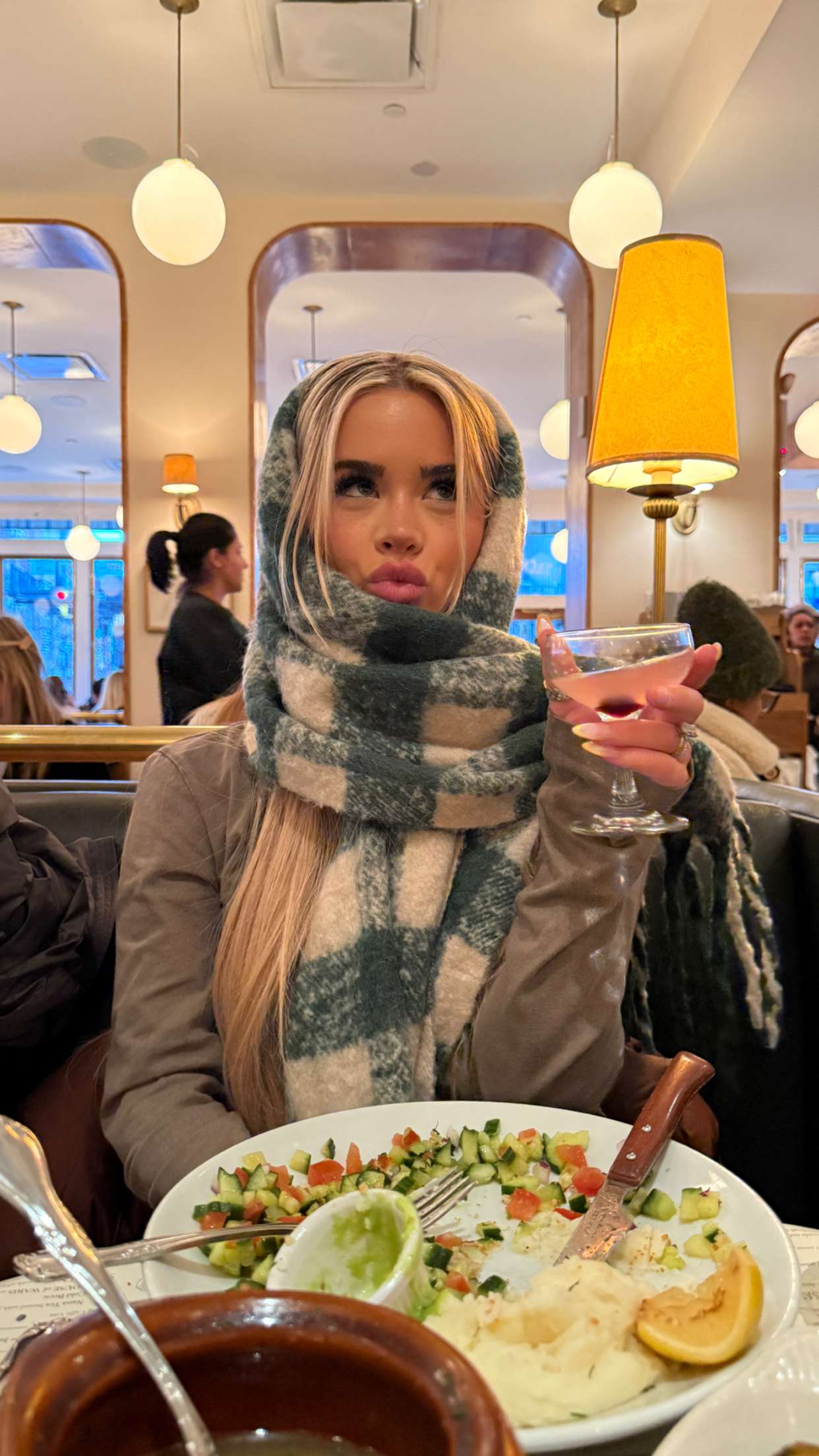 emilyelizabbeth snapchat image archive image