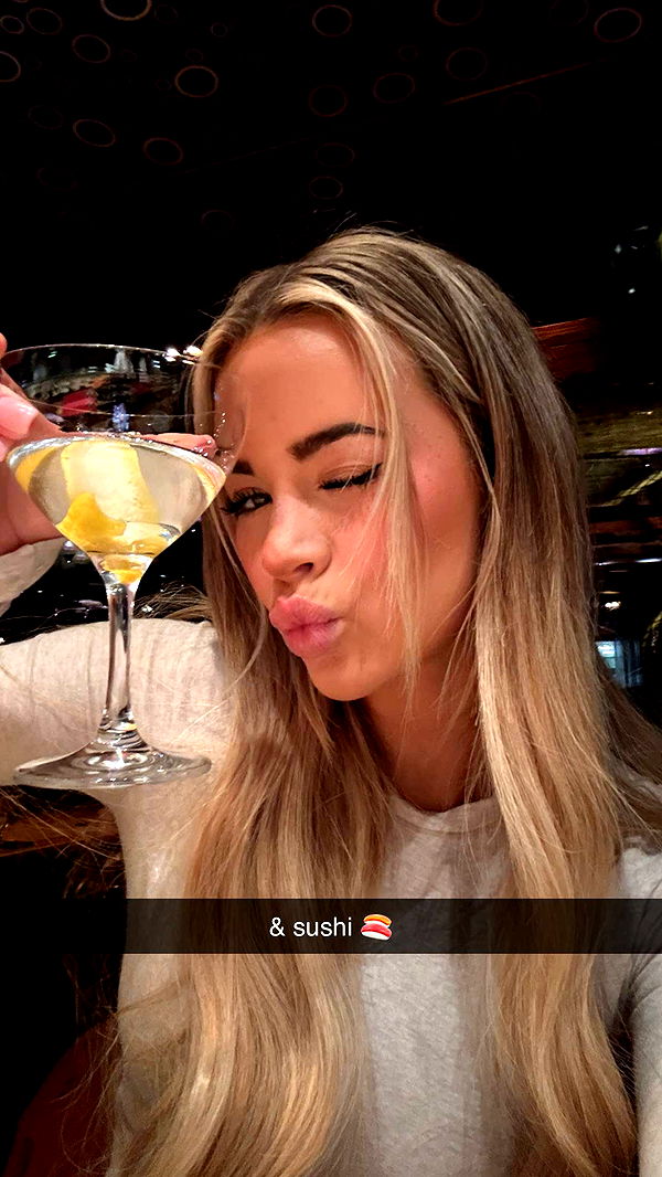 emilyelizabbeth image ~ Altpins