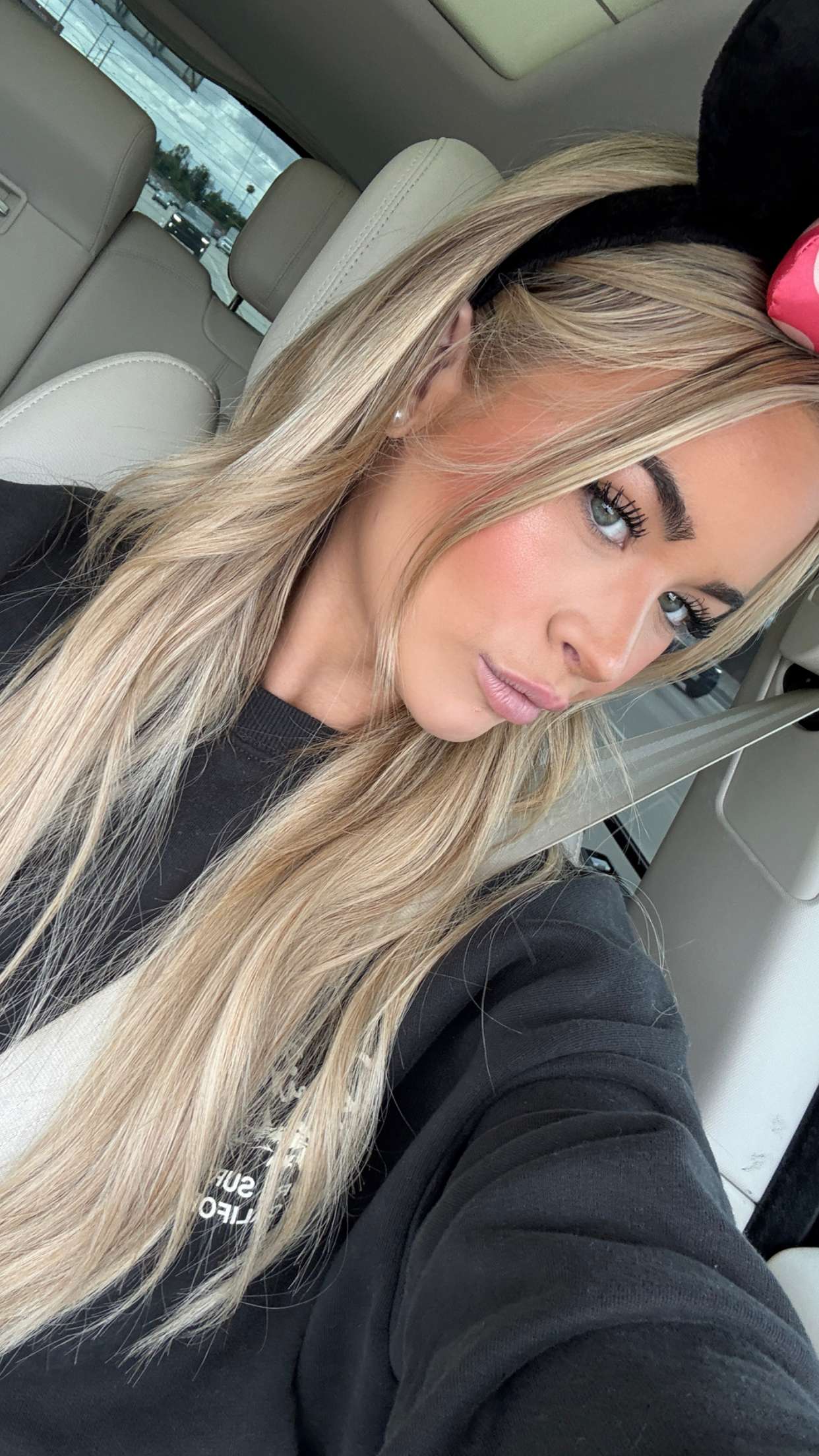 emilyelizabbeth snapchat image archive image