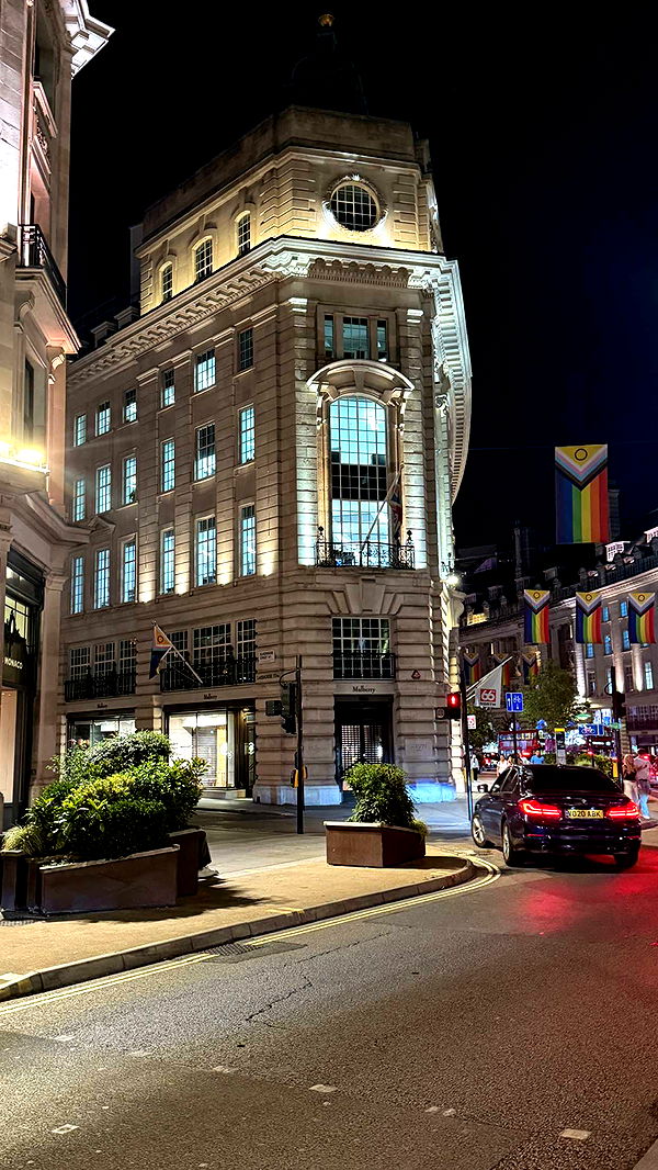 emilyelizabbeth image ~ Altpins