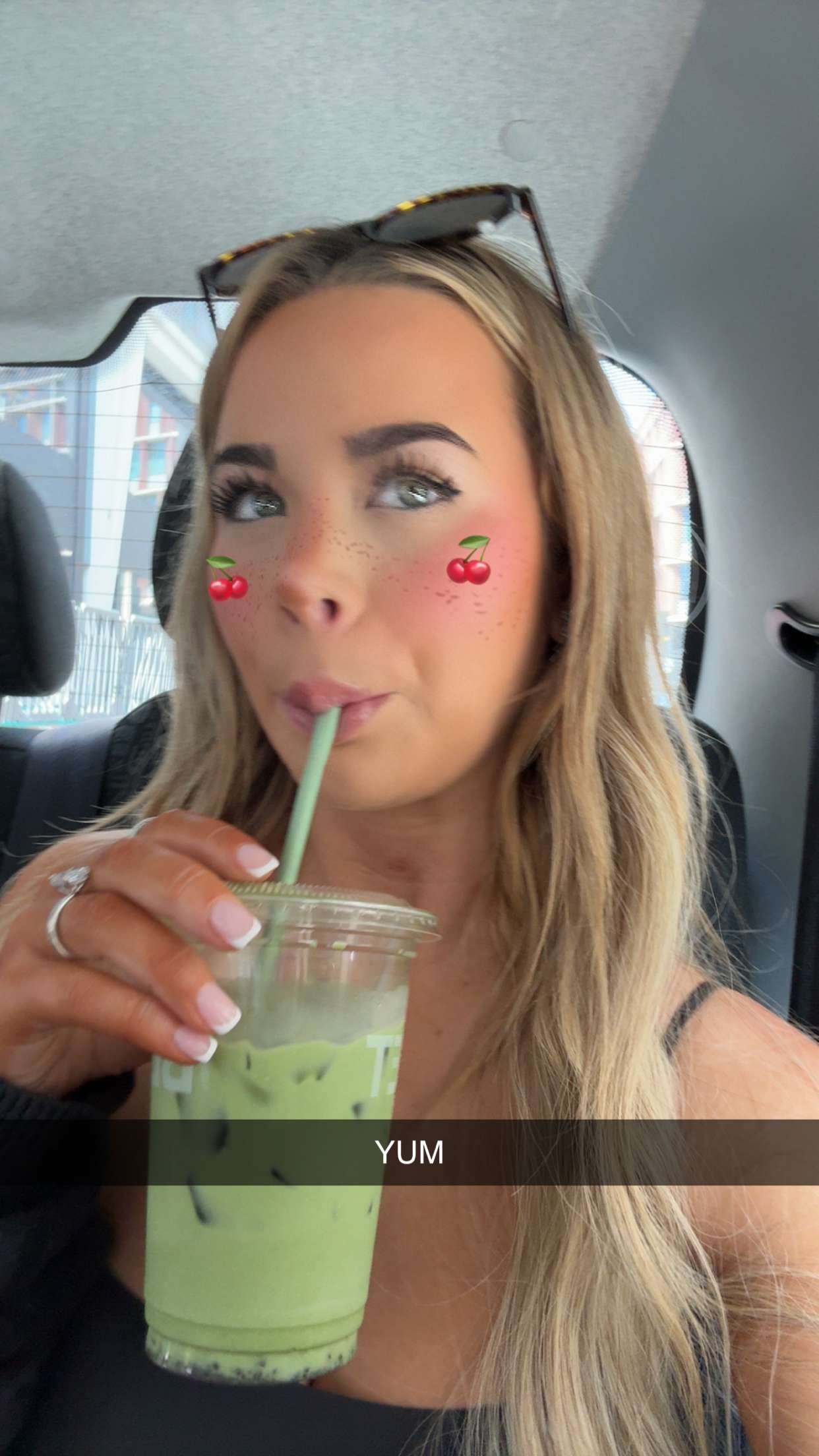 emilyelizabbeth snapchat image archive image