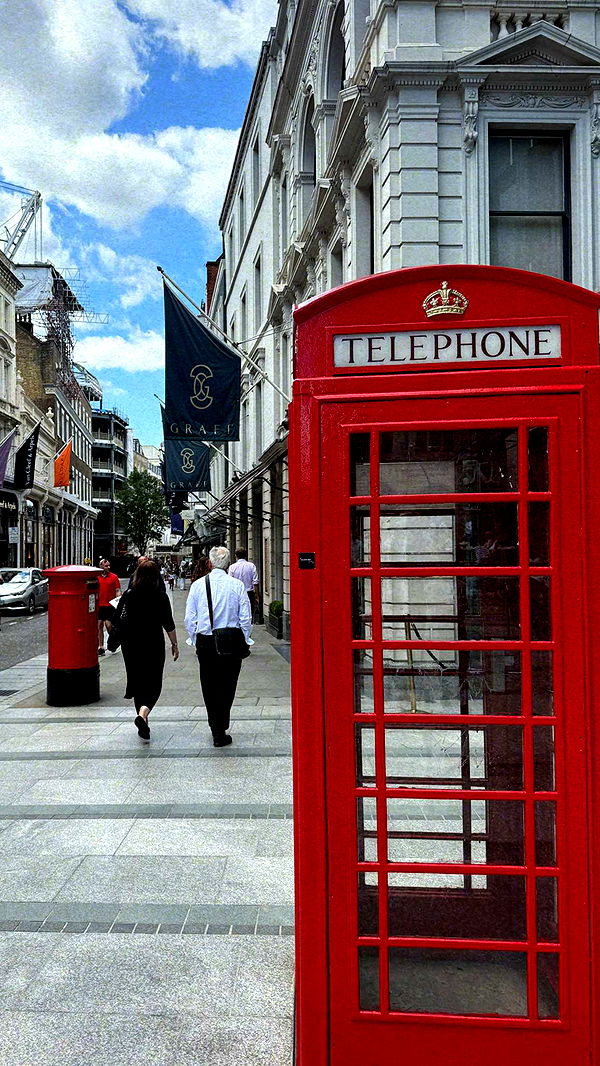 emilyelizabbeth image ~ Altpins