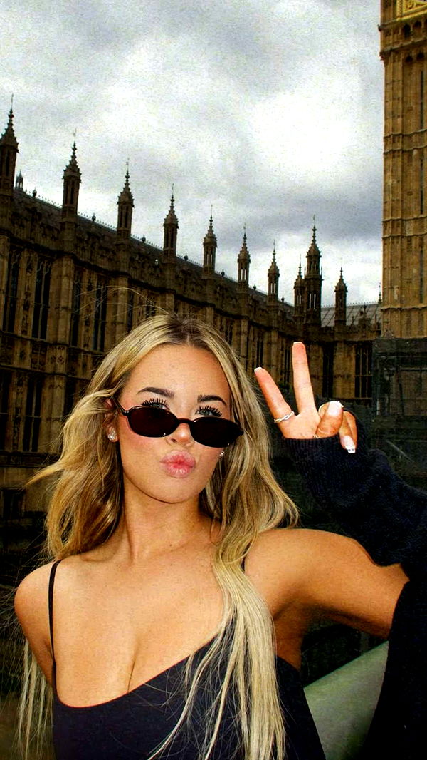 emilyelizabbeth image ~ Altpins