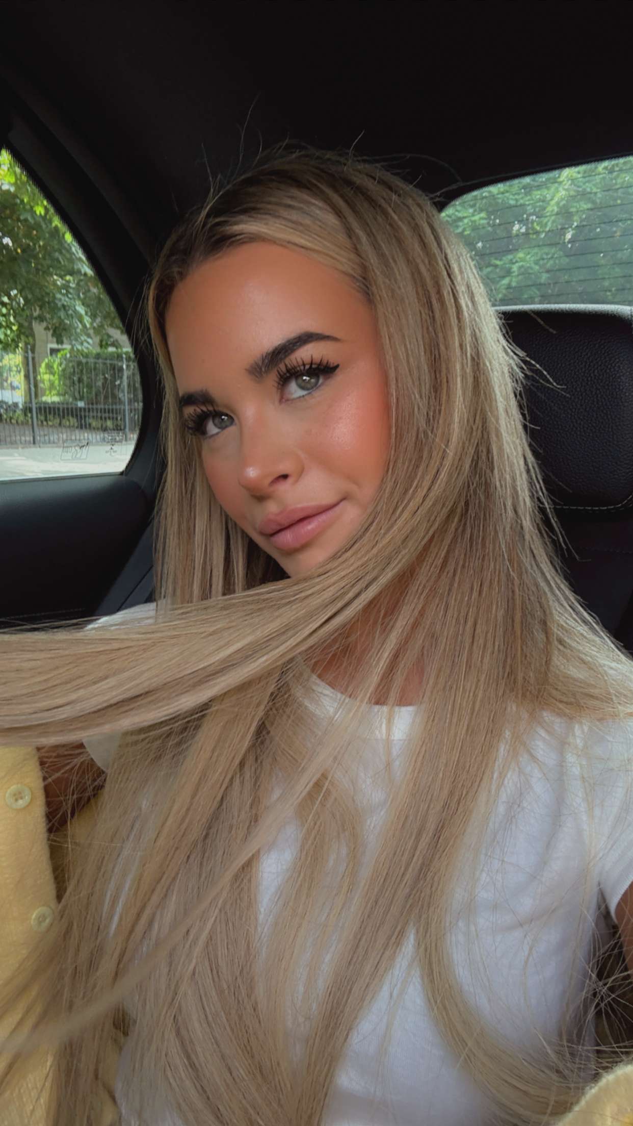 emilyelizabbeth snapchat image archive image