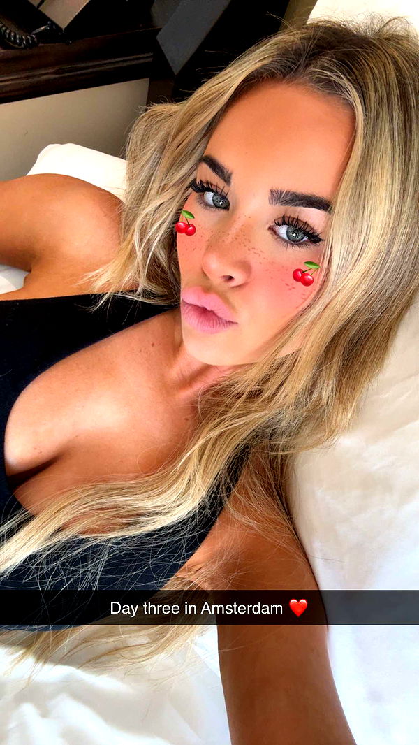 emilyelizabbeth image ~ Altpins