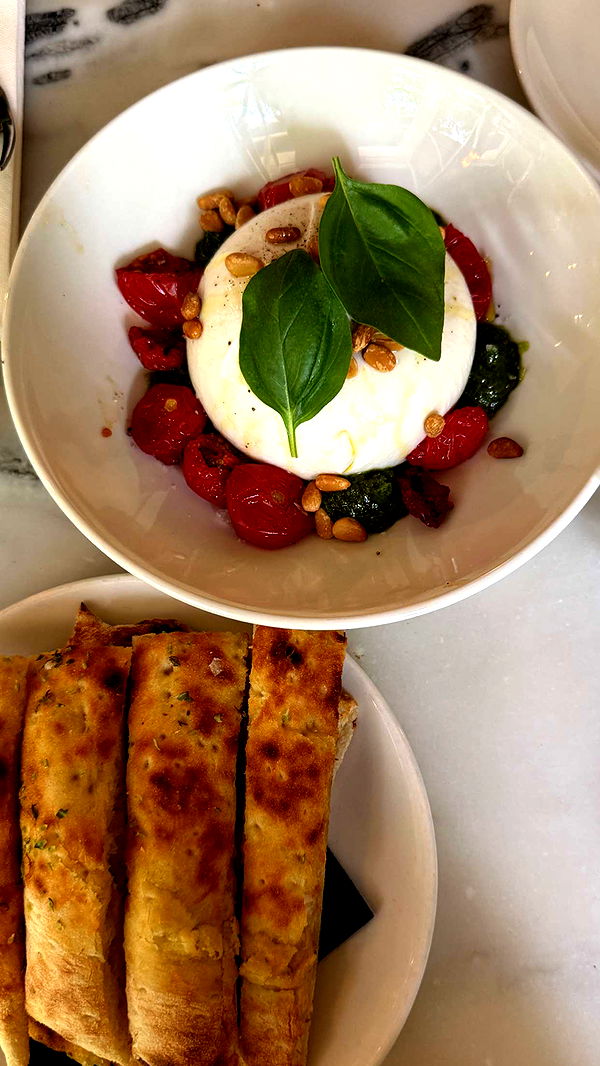 emilyelizabbeth image ~ Altpins