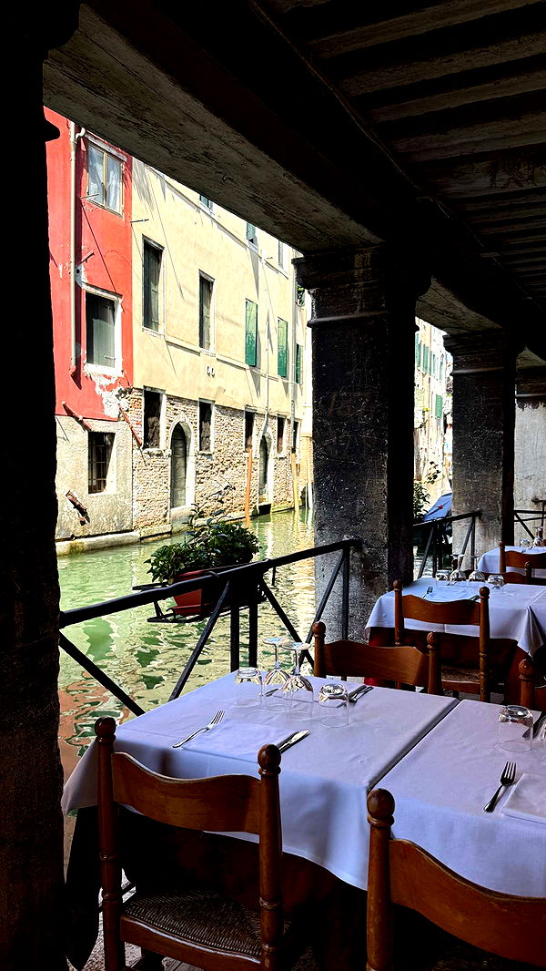 emilyelizabbeth image ~ Altpins