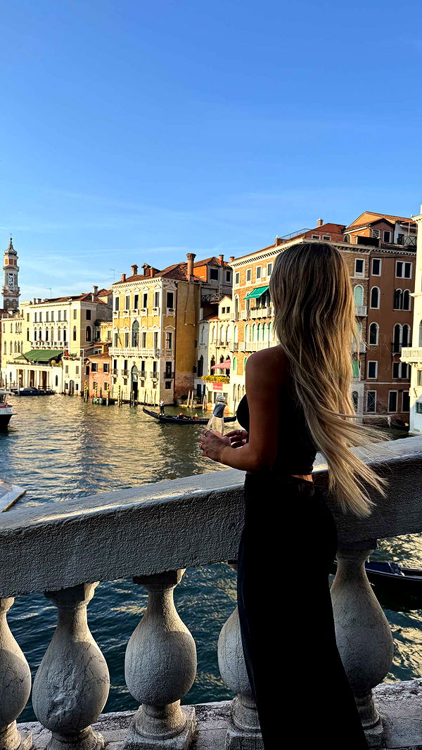 emilyelizabbeth image ~ Altpins