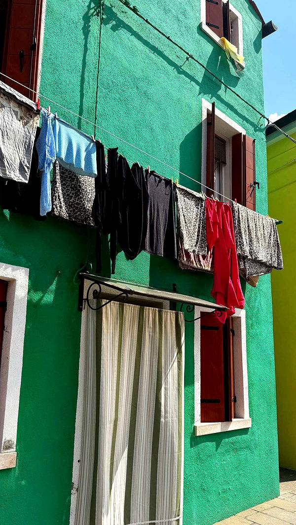 emilyelizabbeth image ~ Altpins