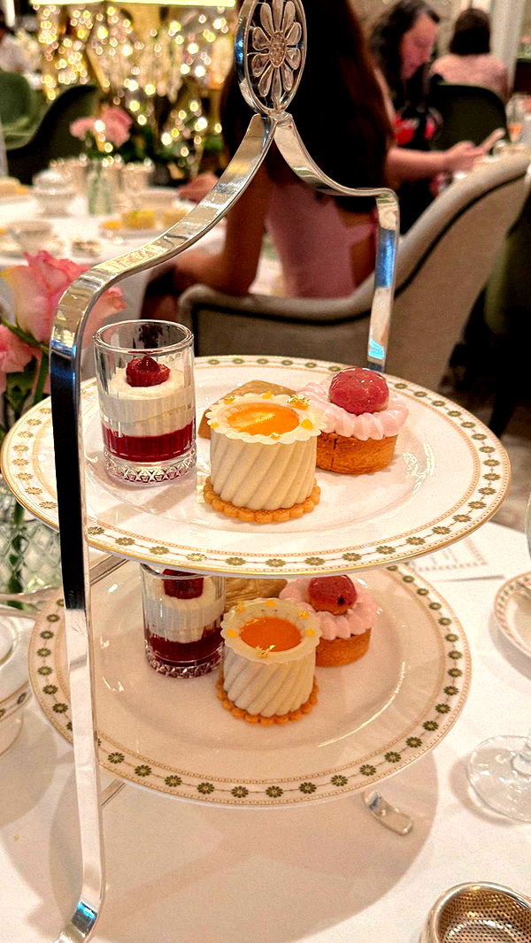 emilyelizabbeth image ~ Altpins