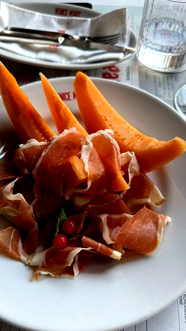 emilyelizabbeth image ~ Altpins