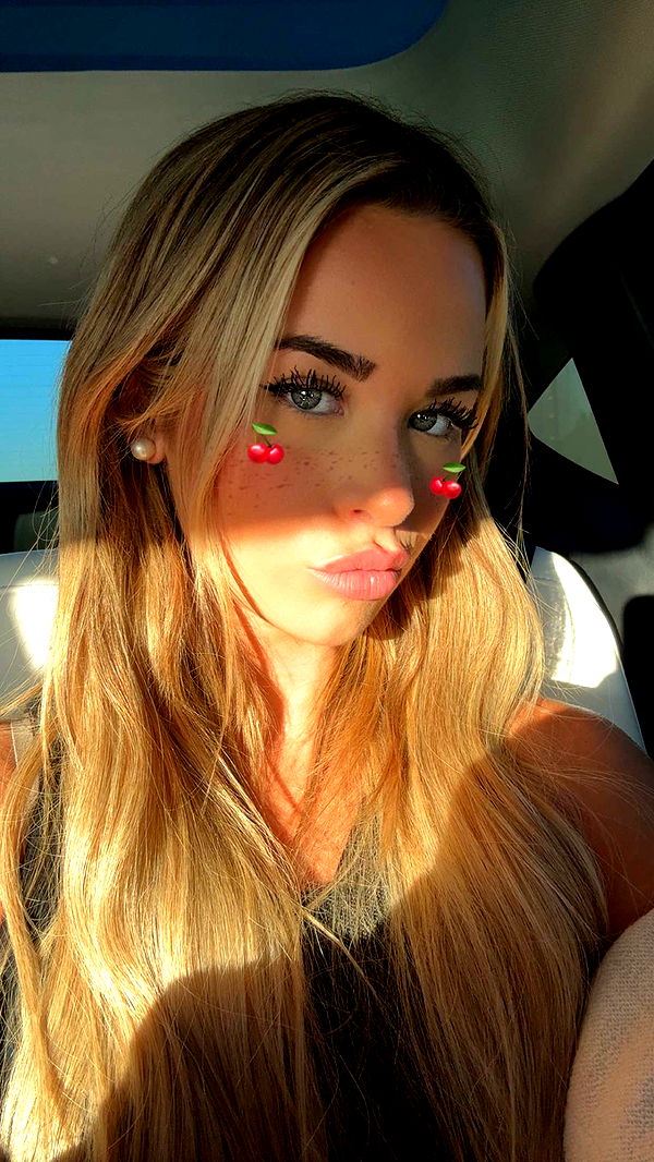 emilyelizabbeth image ~ Altpins