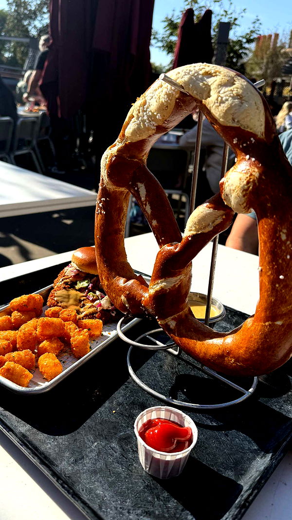 emilyelizabbeth image ~ Altpins