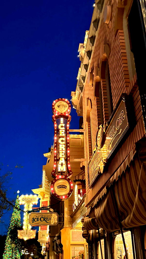 emilyelizabbeth image ~ Altpins