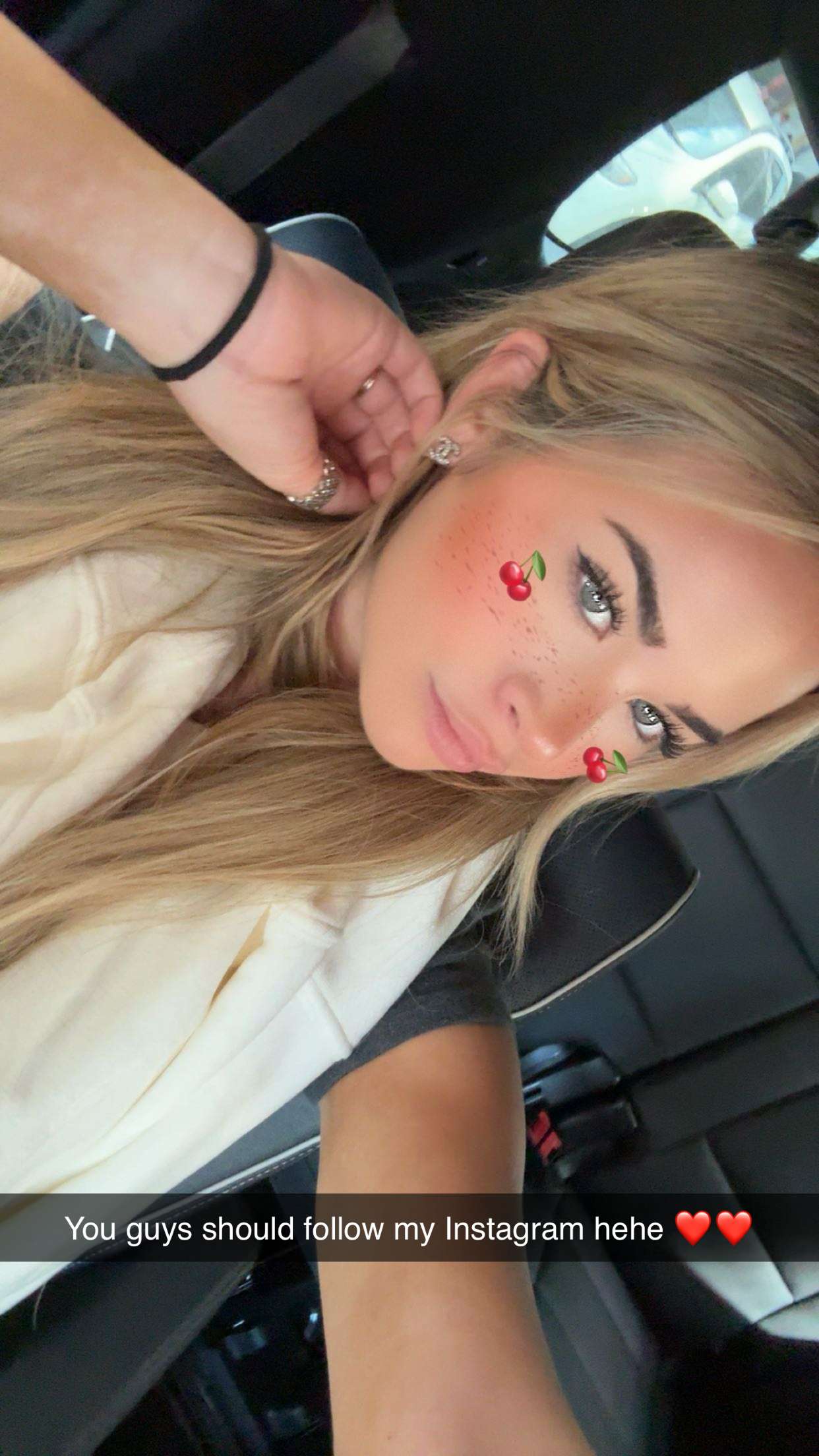 emilyelizabbeth snapchat image archive image