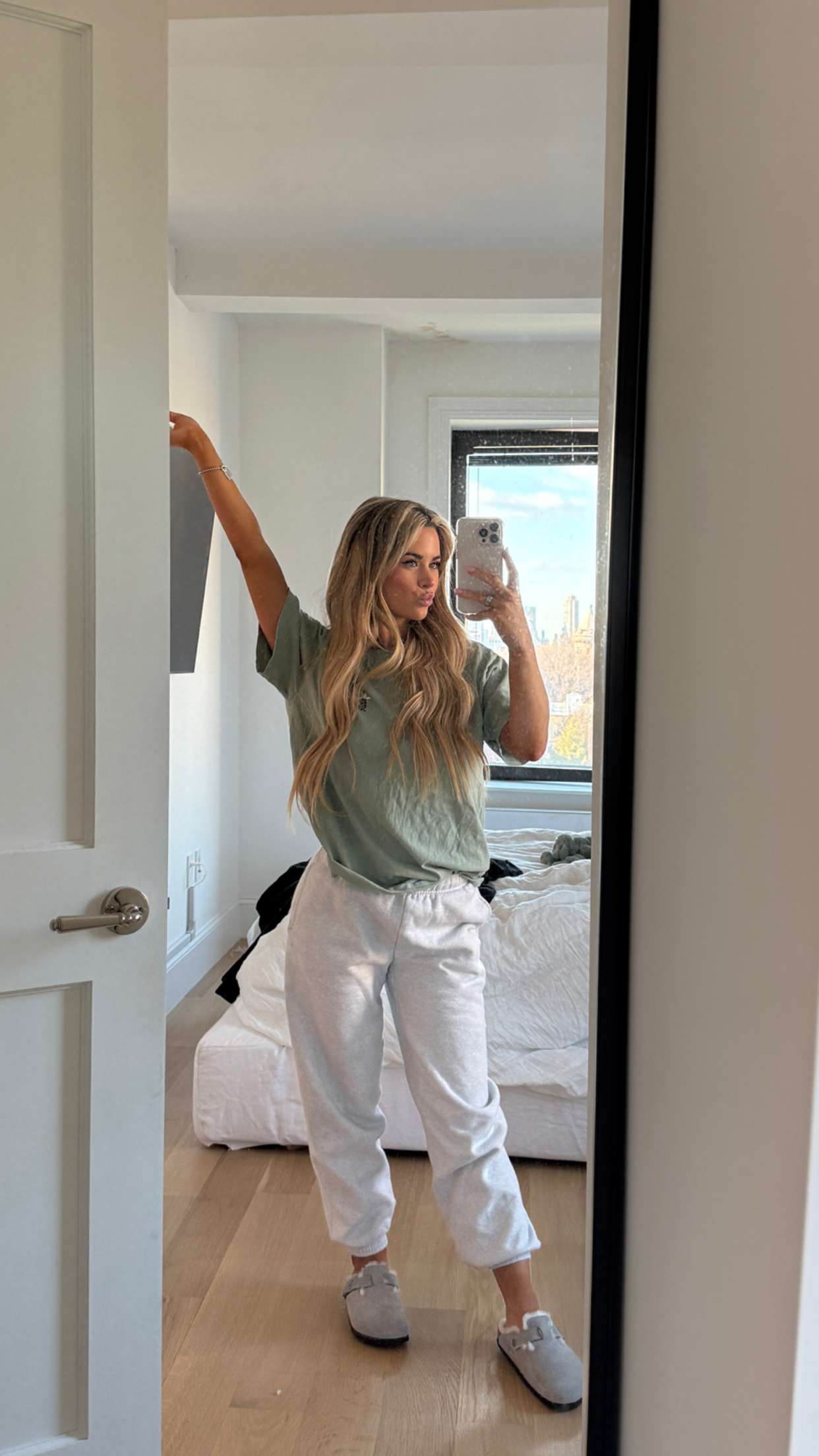 emilyelizabbeth snapchat image archive image