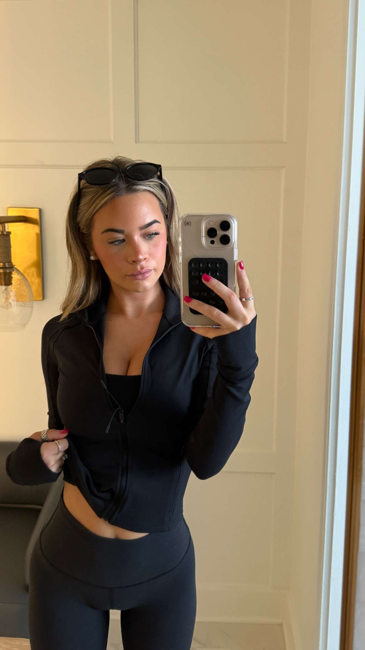 emilyelizabbeth snapchat image archive image