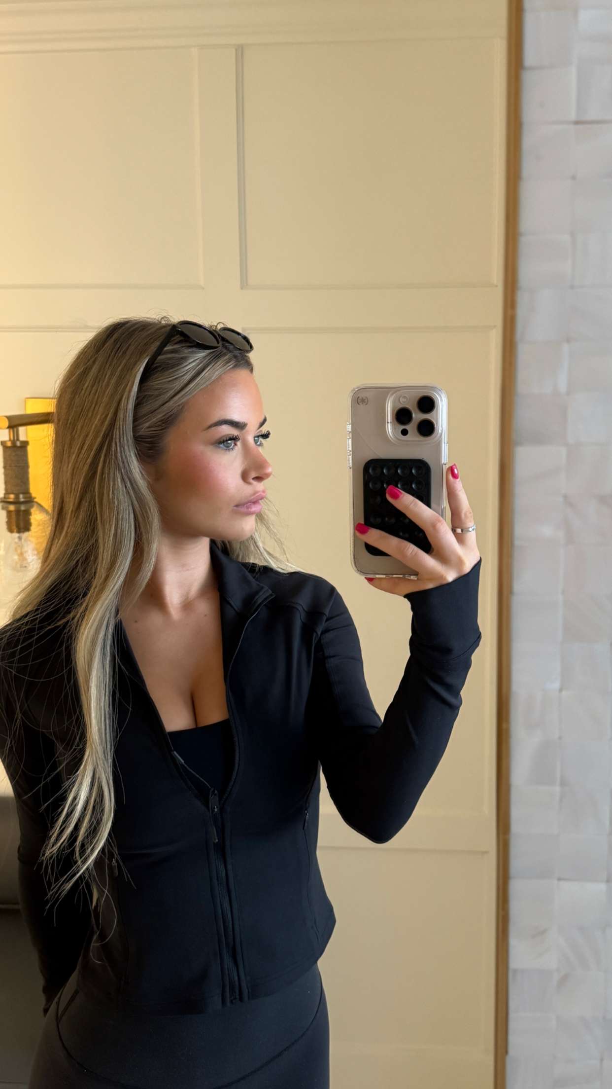 emilyelizabbeth snapchat image archive image