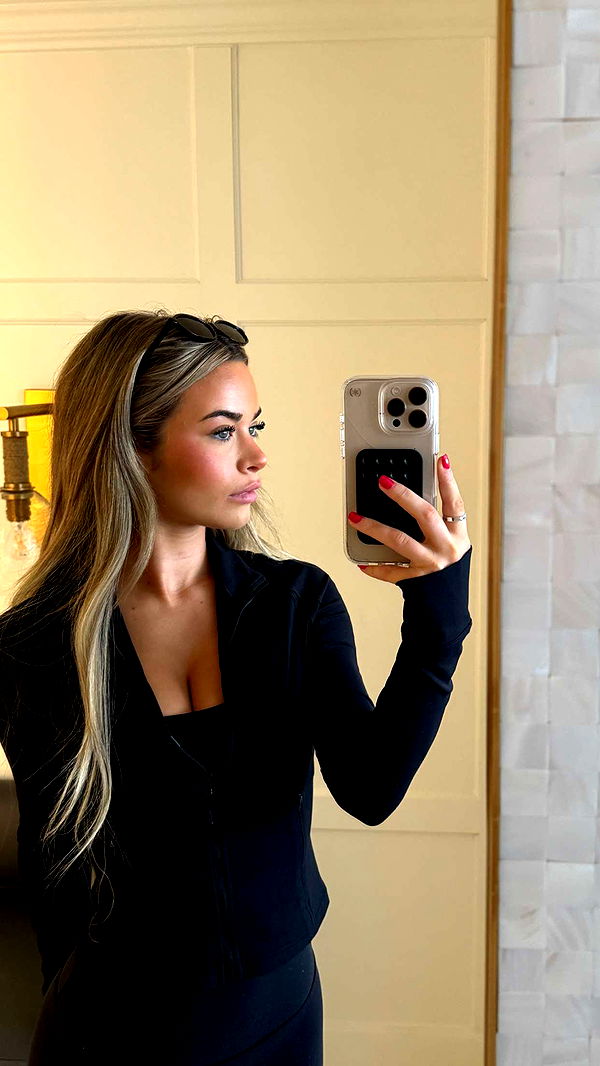 emilyelizabbeth image ~ Altpins