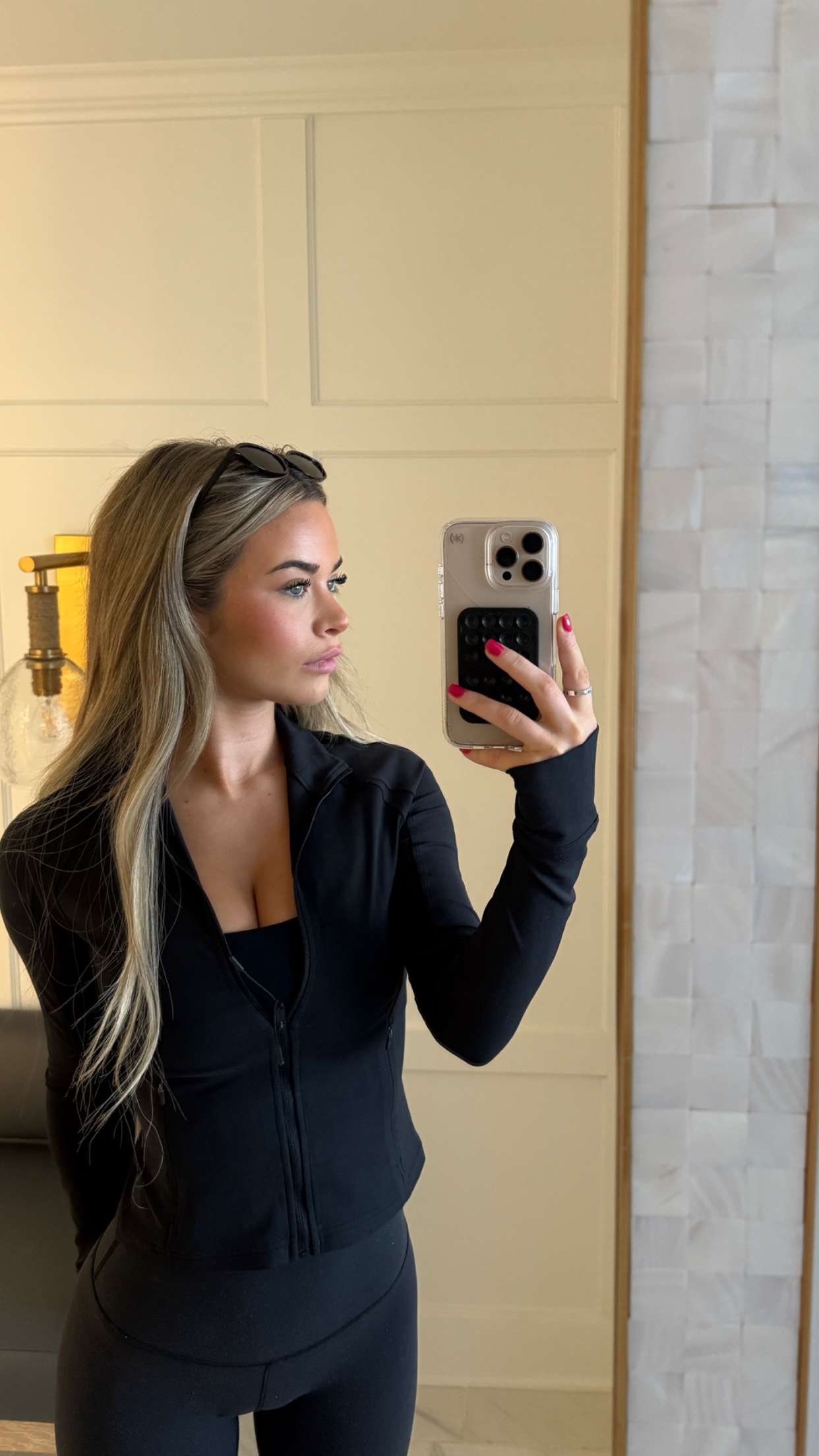 emilyelizabbeth snapchat image archive image