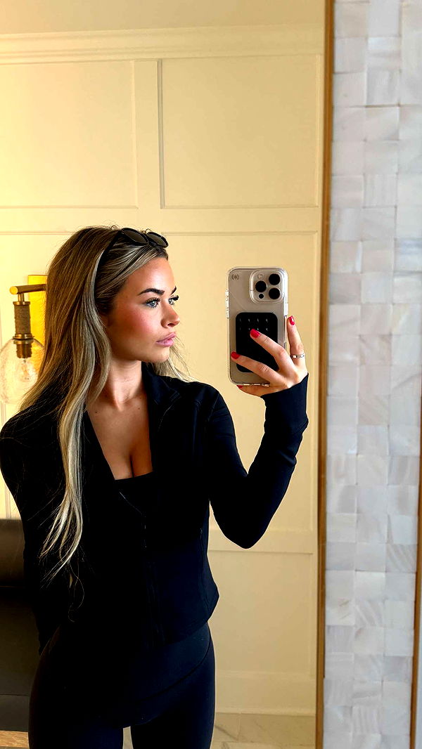 emilyelizabbeth image ~ Altpins