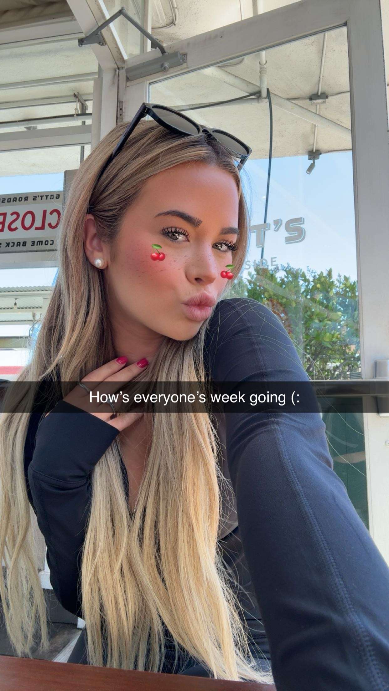 emilyelizabbeth snapchat image archive image