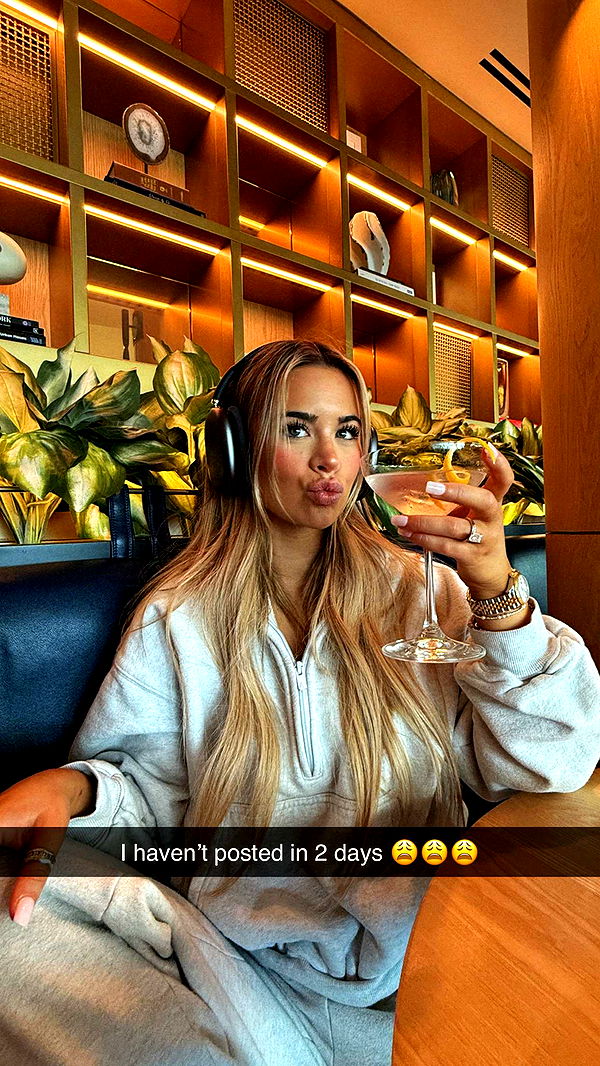 emilyelizabbeth image ~ Altpins