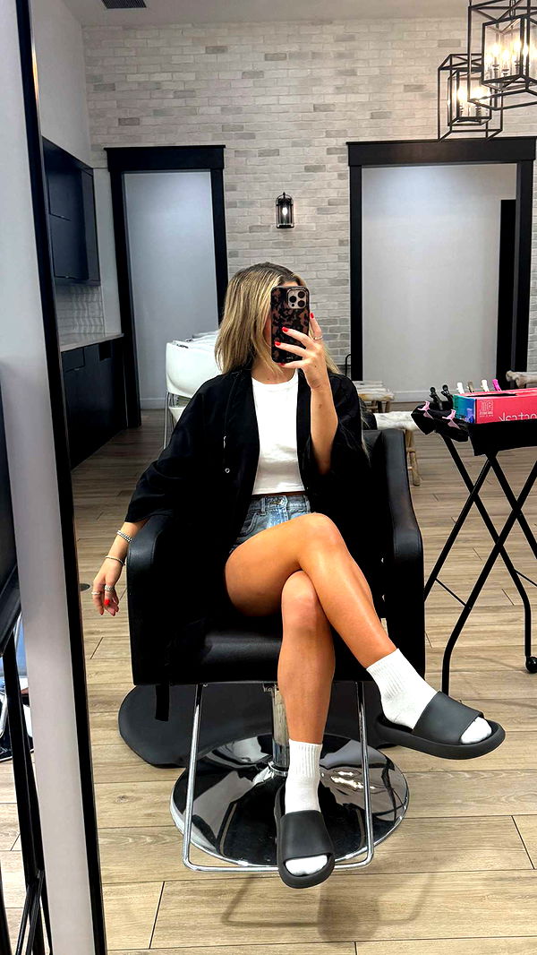 emilyelizabbeth image ~ Altpins