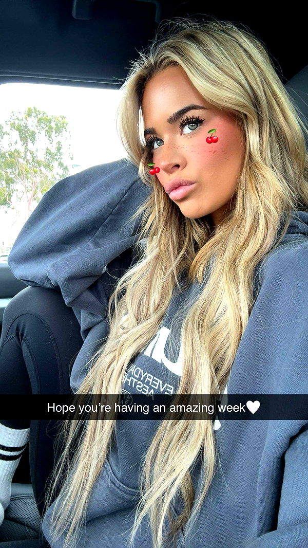 emilyelizabbeth image ~ Altpins