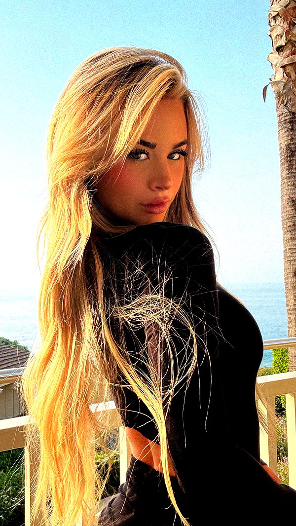 emilyelizabbeth image ~ Altpins