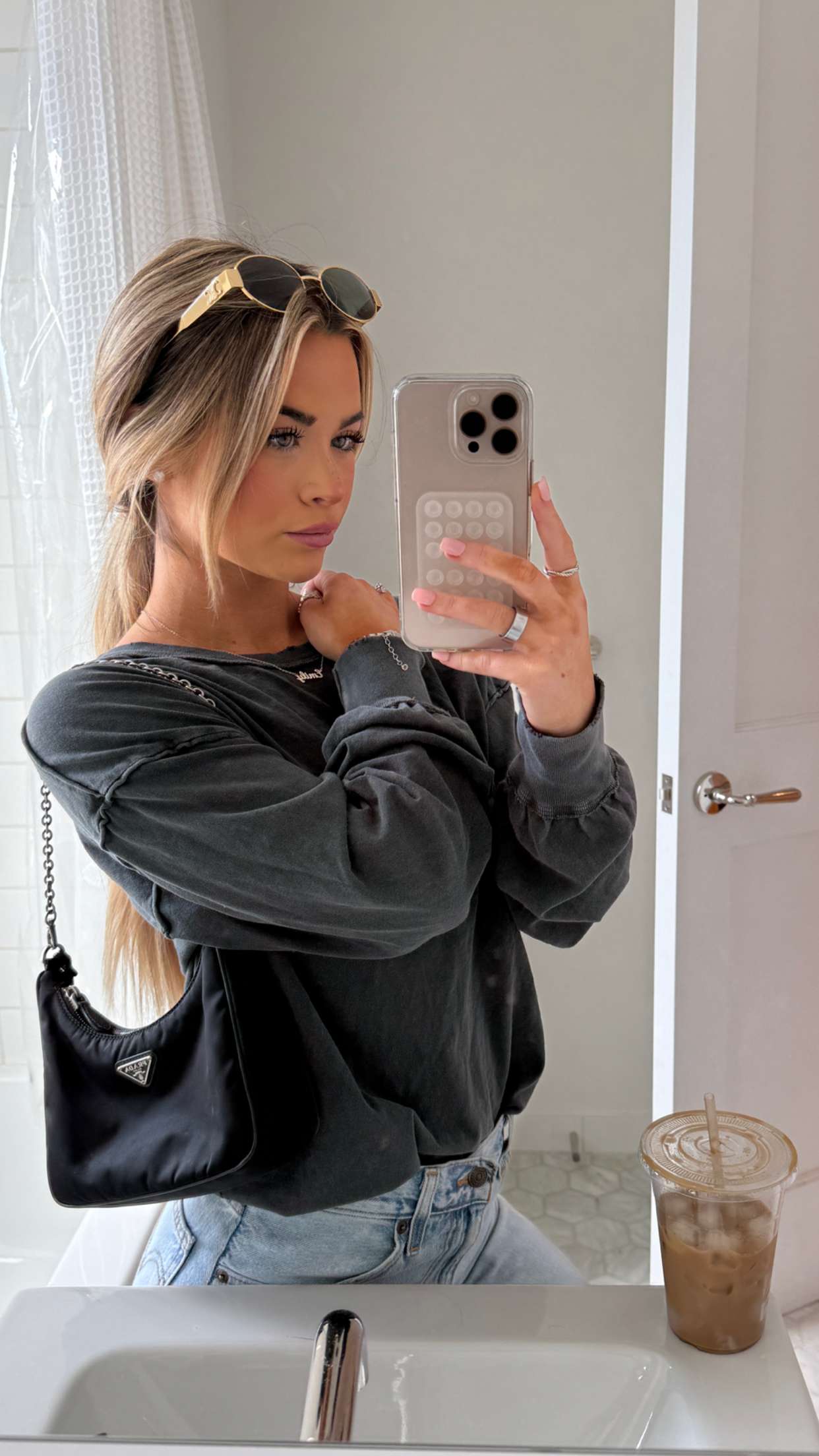 emilyelizabbeth snapchat image archive image