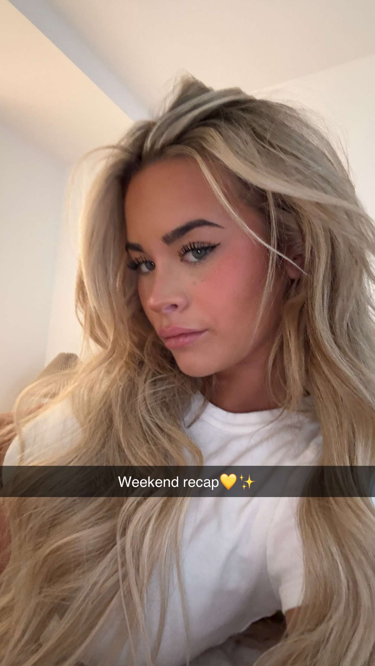 emilyelizabbeth snapchat image archive image