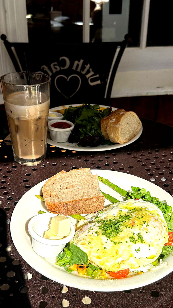 emilyelizabbeth image ~ Altpins