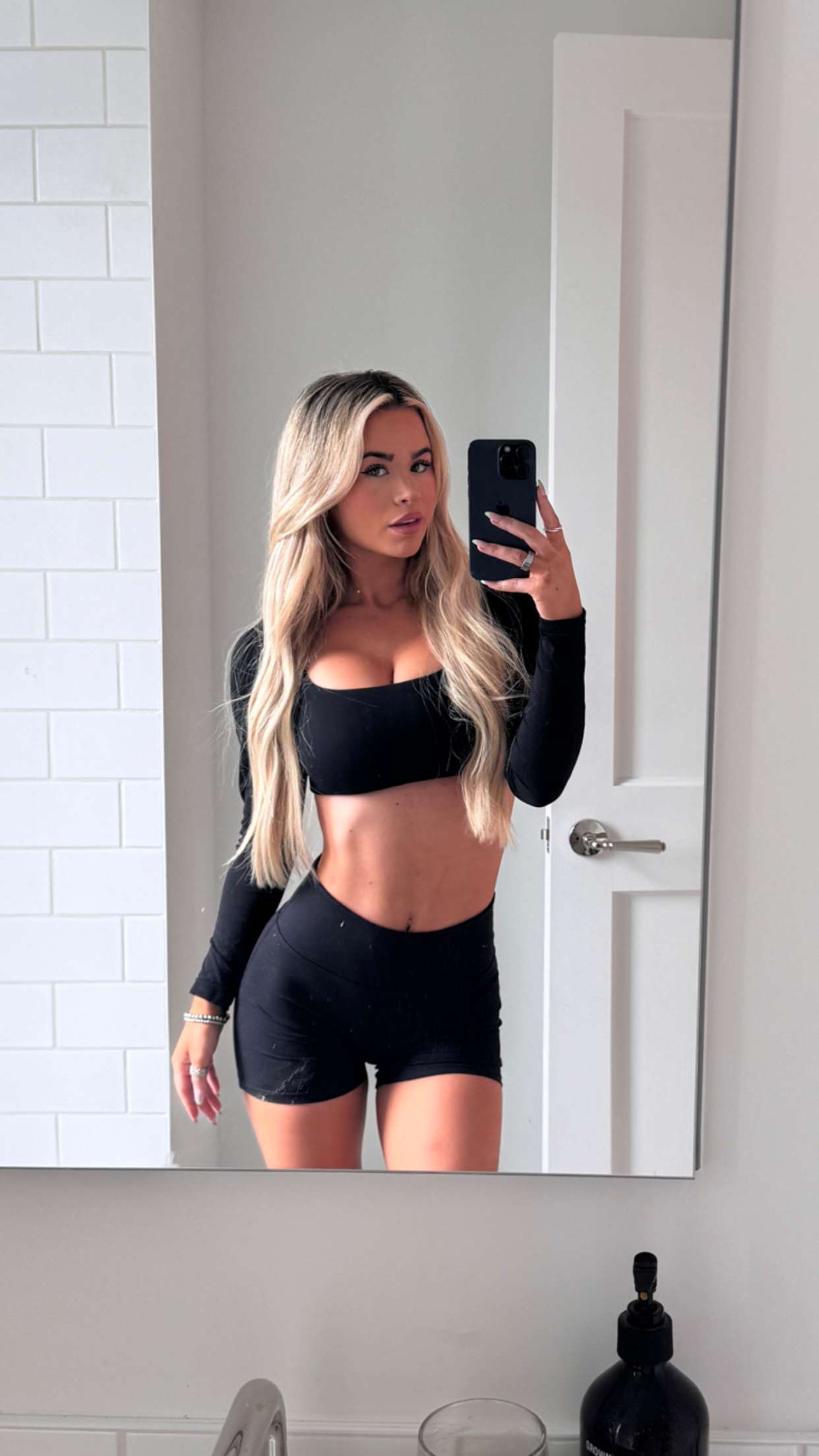 emilyelizabbeth snapchat image archive image