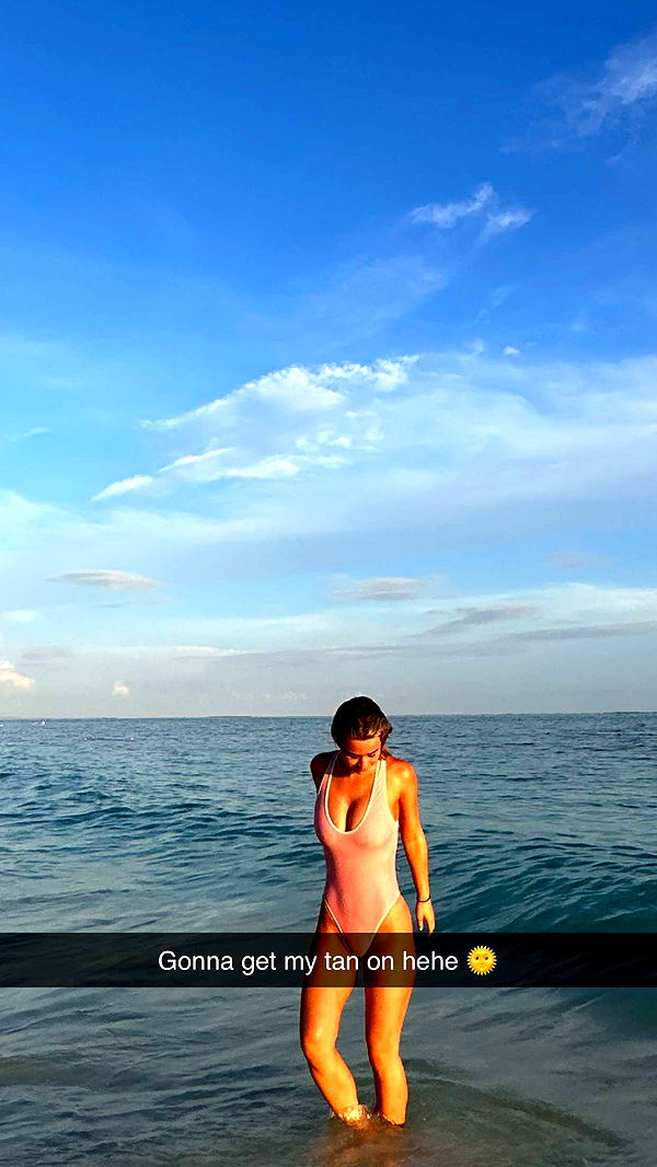 emilyelizabbeth image ~ Altpins