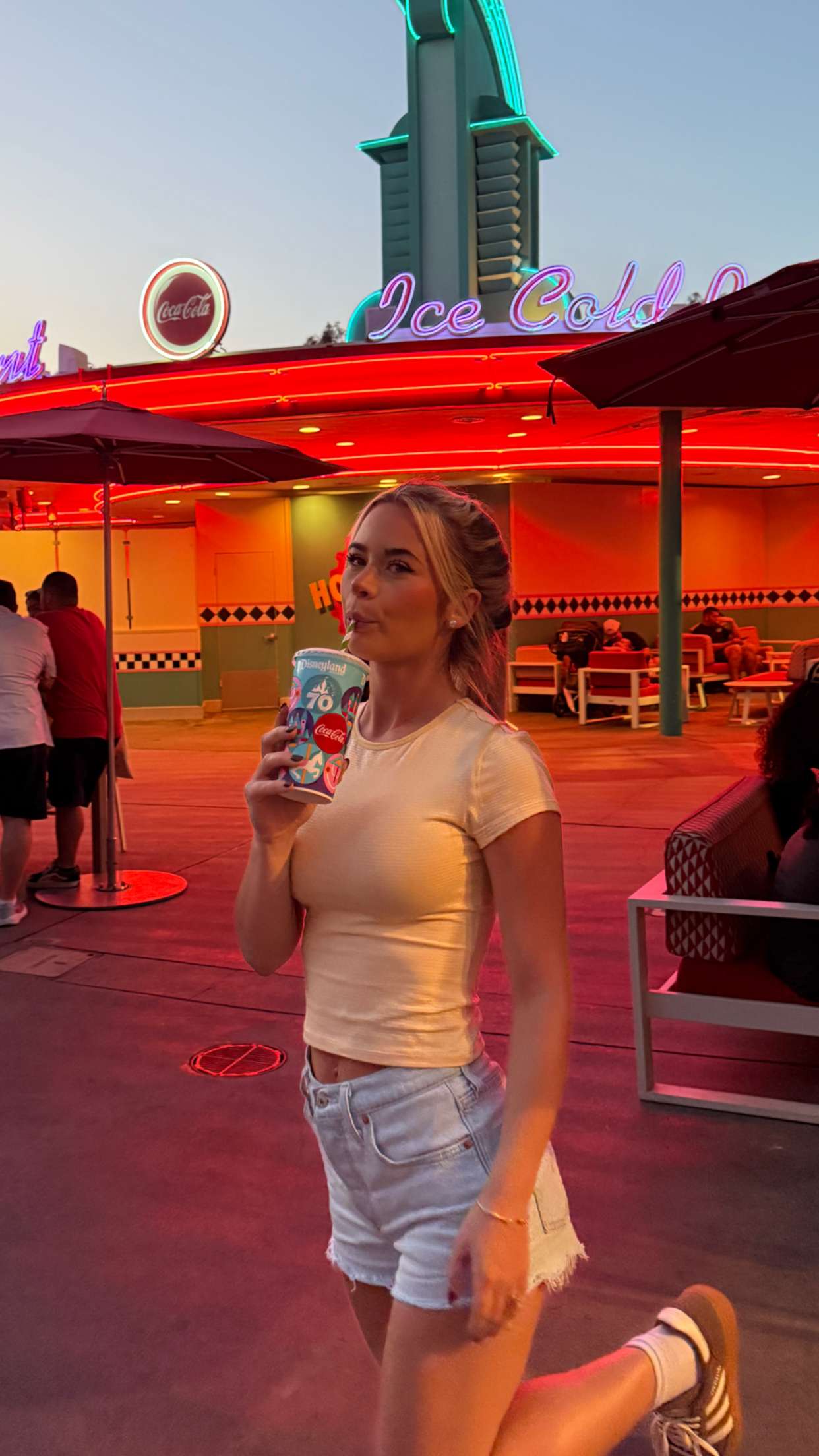 emilyelizabbeth snapchat image archive image