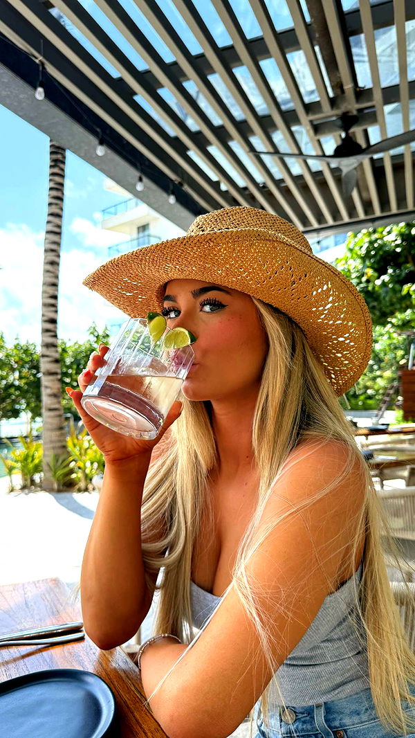 emilyelizabbeth image ~ Altpins