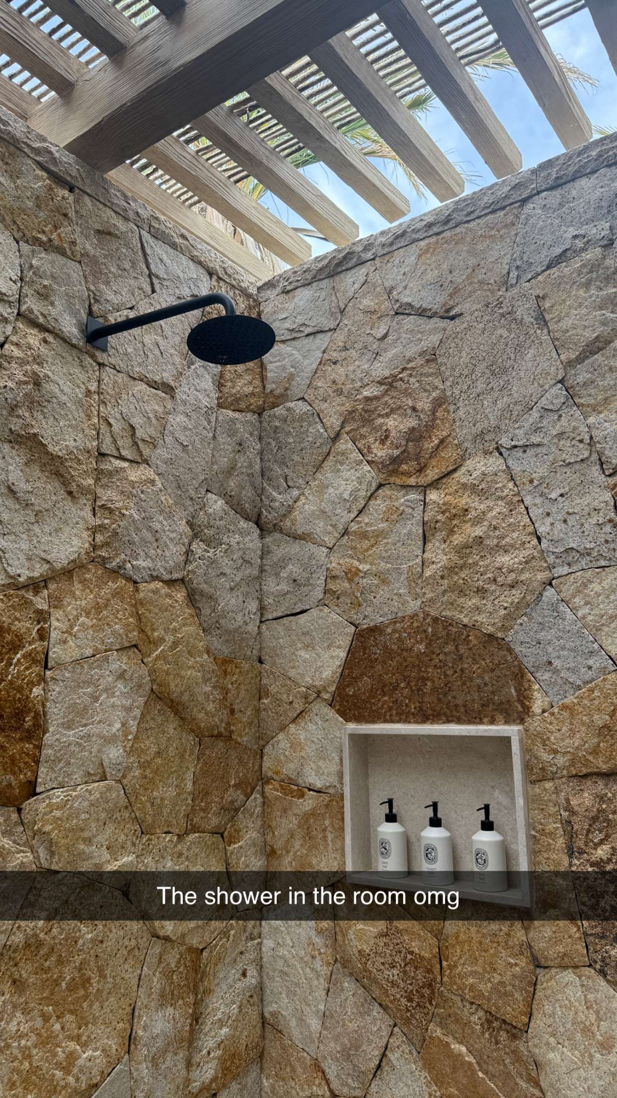 emilyelizabbeth snapchat image archive image