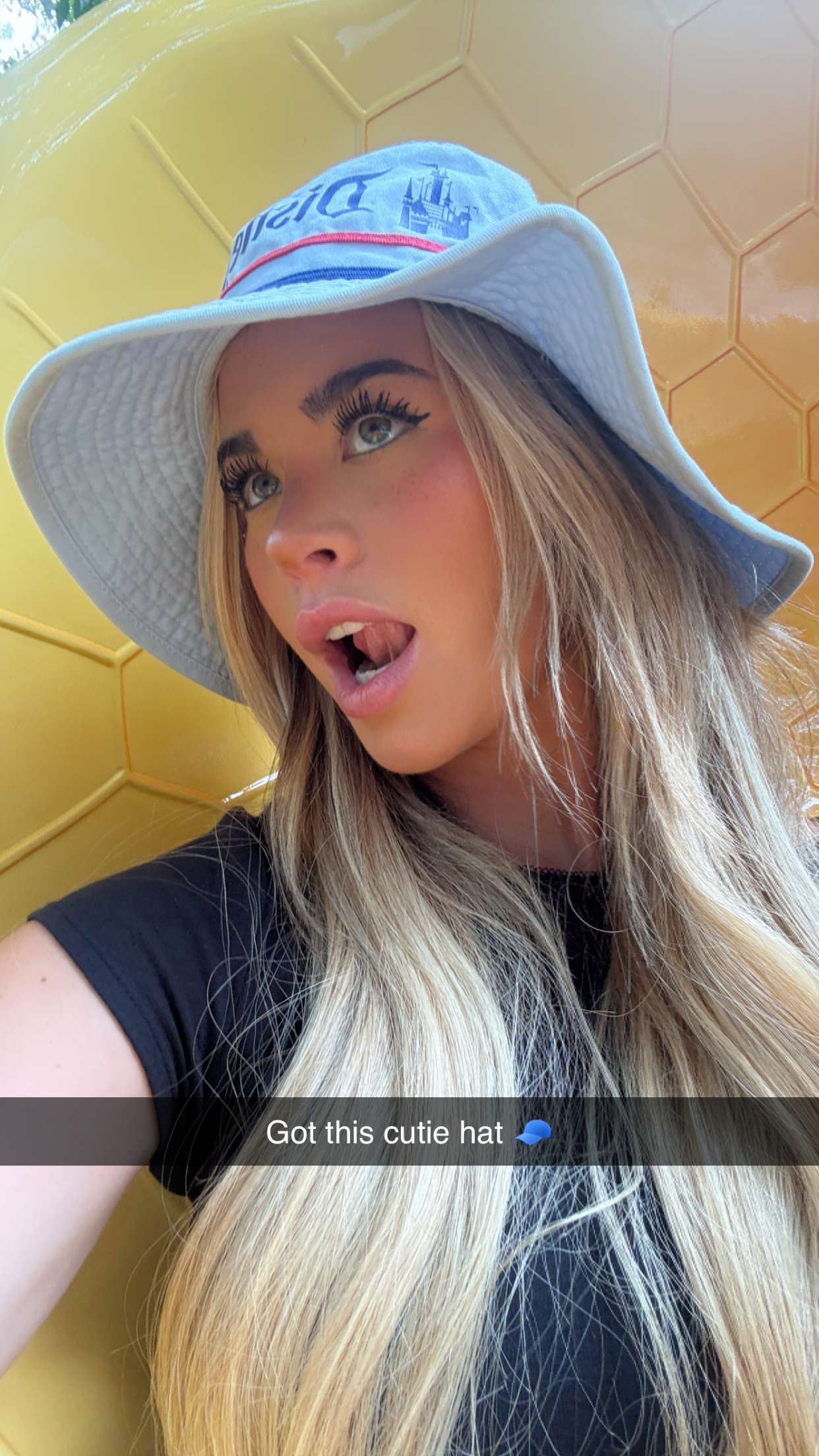 emilyelizabbeth snapchat image archive image