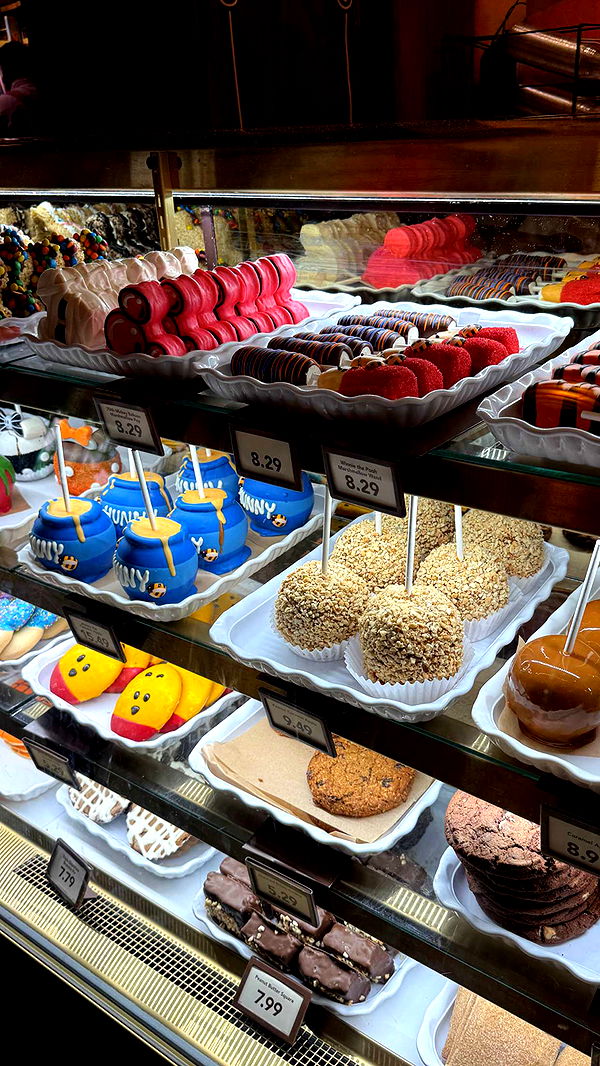 emilyelizabbeth image ~ Altpins