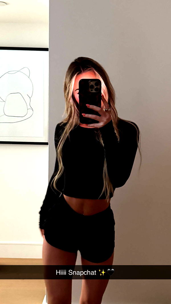 emilyelizabbeth image ~ Altpins