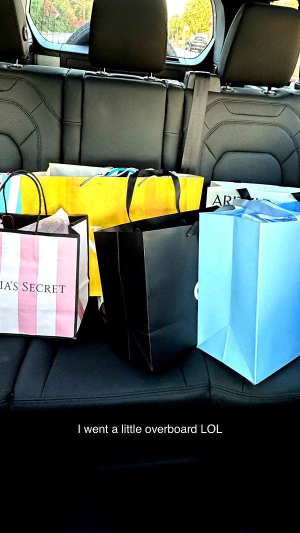 emilyelizabbeth image ~ Altpins