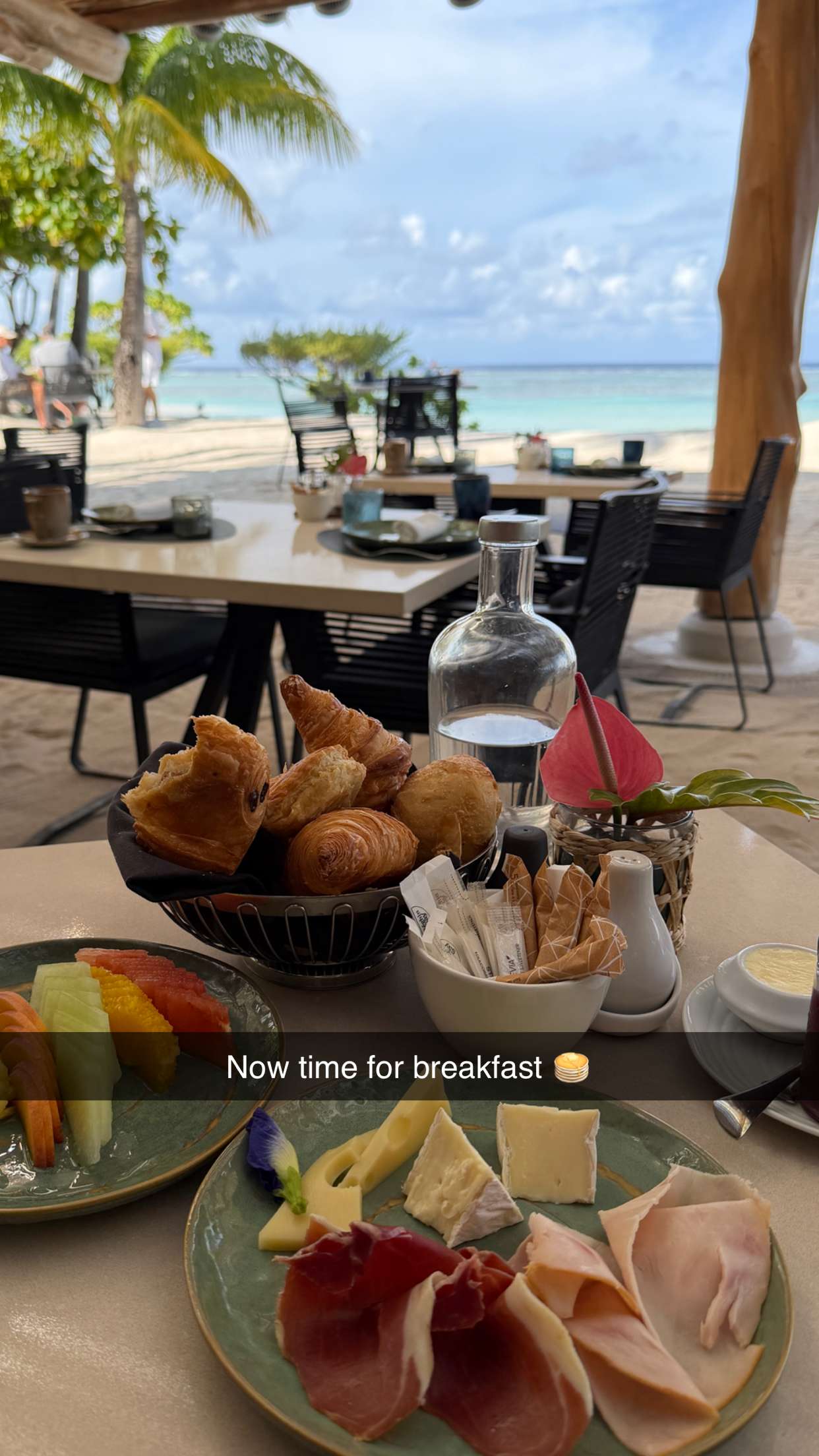 emilyelizabbeth snapchat image archive image